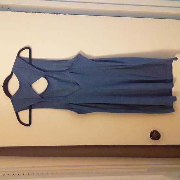 Blue Sleeveless Dress - Picture 4 of 5